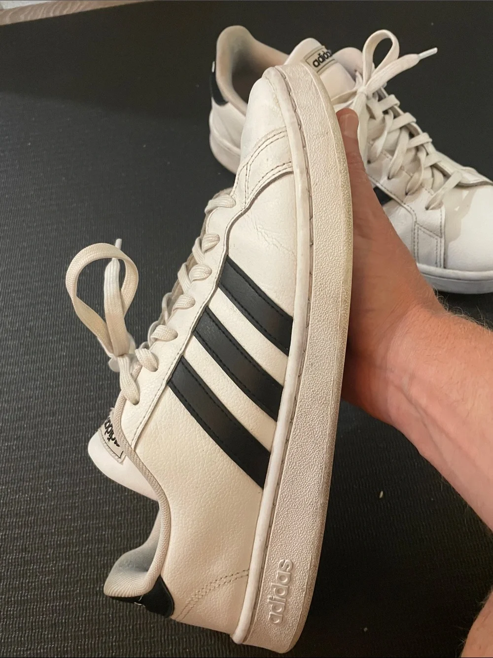 adidas low top
